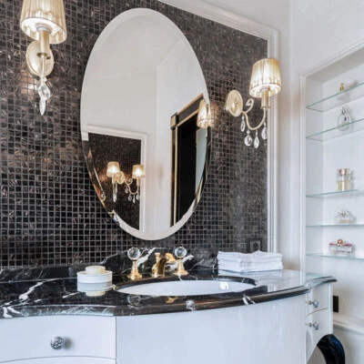 Oval Mirror - 1/4'' Thick - Polished Beveled Edge - By Dulles Glass - Image 1 of 4