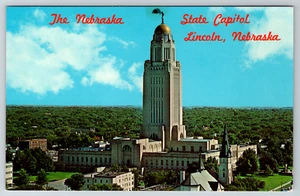 c1960s NE State Capitol Lincoln Building Exterior Vintage Postcard - Picture 1 of 2