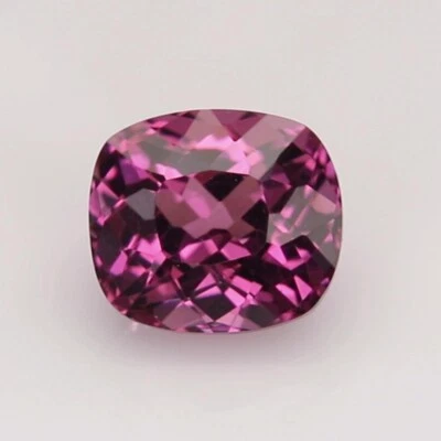 1.12 carats - Fine Grade Purplish Pink Natural Malaya Garnet Cushion 25023610 - Image 1 of 4