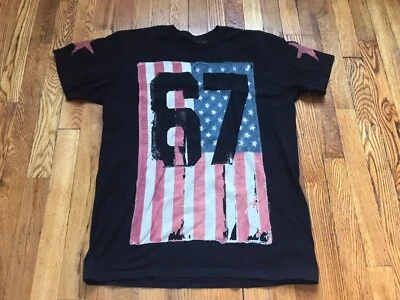 Camiseta gráfica Ring of Fire Downtown LA 67 negra talla L manga corta para hombre Foto 1 de 4