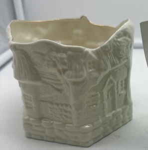 Portavotivo "Ballybeg Village" Belleek Edizione Limitata con Documenti - Foto 1 di 9