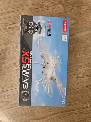 Drone de control remoto con cámara HD Foto 1 de 3