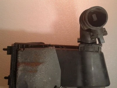 Purificador de aire pasajero 03 2003 Porsche Cayenne no turbo 4,8 Foto 1 de 4