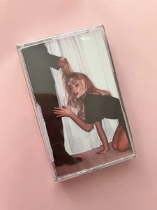 Sabrina Carpenter - Man’s Best Friend - Light Blue Cassette Tape New Sealed - Picture 1 of 10
