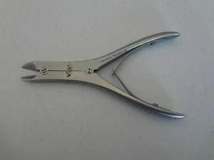 MDS 3230015 KONIG BONE CUTTING FORCEPS 6" DOUBLE ACTION - Picture 1 of 1