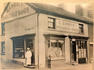 WHOLESALE BAKER c1900 Cabinet Card Photo Queen Street, Fenton, Stoke-on-Trent UK