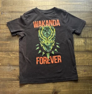 Black Marvel Wakanda Forever Black Panther T-shirt size XS 4/5, Pre-Owned - Picture 1 of 5