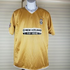 juventus gold jersey
