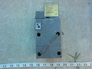 Erico Cadweld TAC1V1V TAC2Q1V TAC2Q2C TAC2Q2G TAC2Q2Q Weld Mold, Used - Picture 1 of 11