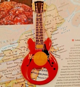 PHILADELPHIA US🎸Hard Rock Cafe®HRC🎸RED Guitar 1st SERIES MAGNET✅BOTTLE OPENER✅ - Picture 1 of 2