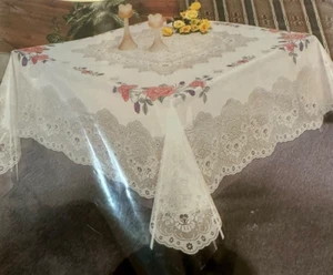 2 NEW Vintage Vinyl Tablecloths Foral Flower white pink 54x72 oblong plastic - Picture 1 of 3