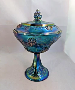 Piatto caramelle piedistallo vetro carnevale uva blu Indiana Harvest con coperchio 10" vintage - Foto 1 di 7