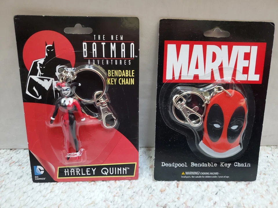 ¡Figura Harley Quinn de DC Comics y llaveros flexibles Marvel Deadpool! Nuevo Foto 1 de 4