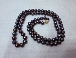 Black Peacock Pearl Necklace With 14k Gold Clasp 33” Long 95g - Picture 1 of 10