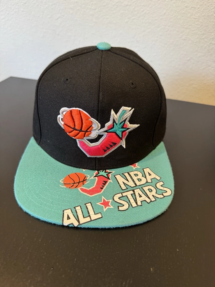 Gorra Mitchell & Ness NBA 1996 All Star Game Snapback San Antonio Spurs Rara Foto 1 de 4