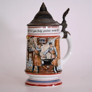 Alter antiker Bierkrug Porzellan Bodenbild Deckel 0,5l Schmid Zunftkrug Zinndeck - Picture 1 of 13