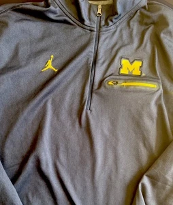 Pullover Michigan Wolverines XL Nike Jordan Jumpman 1/4 Cremallera Manga Larga Cosido Azul - Imagen 1 de 5