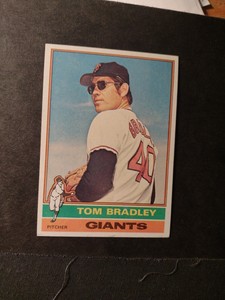 1976 Topps Baseball Tom Bradley San Francisco Giants #644 NM 