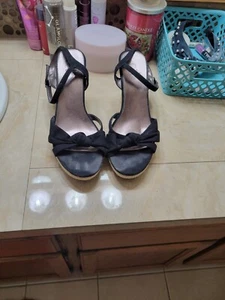 Mia schwarze Keilsandalen Größe 11 - Bild 1 von 5