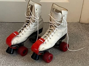 Vintage 1970's Roller Derby Skates Boots White Leather UK Size 5 ROM Toe Guard - Picture 1 of 9