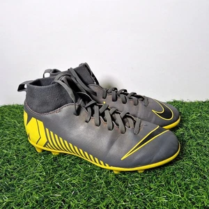 Botas de fútbol Nike Mercurial Superfly 8 Club - Grises - Tachuelas moldeadas - Reino Unido Talla 5 - Imagen 1 de 7