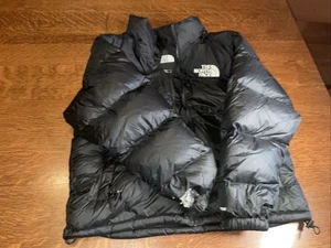 Chaqueta acolchada The North Face talla LG para hombre PEQUEÑA RASGADA - Imagen 1 de 15