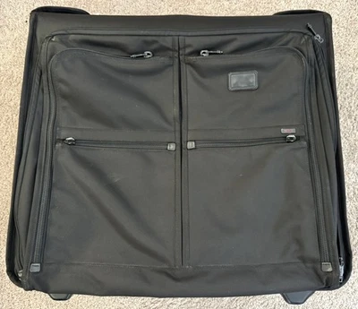 Tumi Alpha 2 Suitcase 2 Wheeled Garment Bag Luggage Extended Trip 22036DH - Image 1 of 4