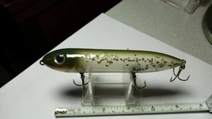 HEDDON, CUERPO "SUPER SPOOK" 5", COLOR RESISTENTE, LADOS CLAROS/BRILLO, PARTE POSTERIOR A ESCALA, EXCELENTE - Imagen 1 de 4
