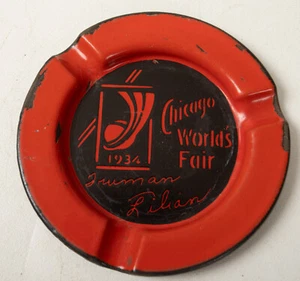 Chicago World's Fair 1934 (B10A/JSF6) Truman Lilian Red Porcelain Ashtray - Picture 1 of 5