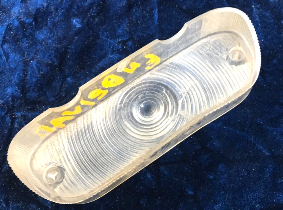 Lente de luz de estacionamiento Plymouth Satellite Belvedere 1965 1966 67 2449674 Foto 1 de 4