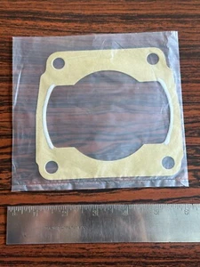 New OEM Polaris 3083733 Cylinder Base Gasket NOS - Picture 1 of 1