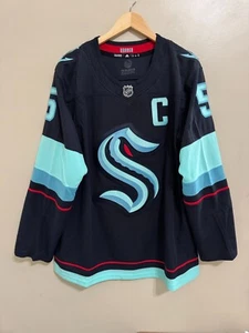 Camiseta deportiva de hockey Adidas Seattle Kraken Mark Giordano auténtica de la NHL talla 54 H60163 - Imagen 1 de 10