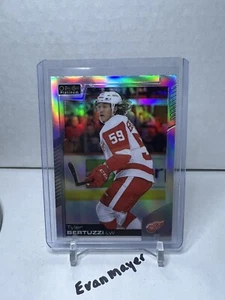 Tyler Bertuzzi 2021 OPC Platinum Rainbow #101 Detroit Redwings - Picture 1 of 2