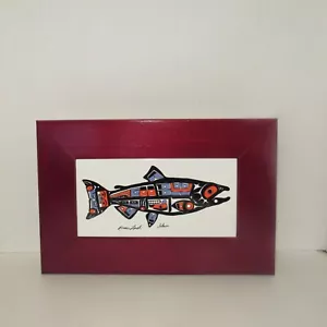 Azulejo de cerámica de salmón con marco Roxana Leask incrustado en caja de baratija de madera de cerezo - Imagen 1 de 17