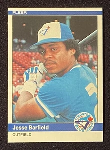Tarjeta de béisbol Fleer #147 Jesse Barfield 1984 MLB Toronto Blue Jays Outfielder - Imagen 1 de 2