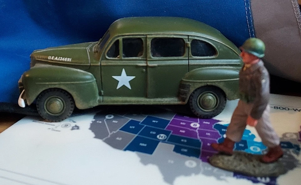 COCHE EISENHOWER & STAFF CON CONDUCTOR D-DAY DE KING & COUNTRY EXCELENTE MÁS SIN CAJA Foto 1 de 4