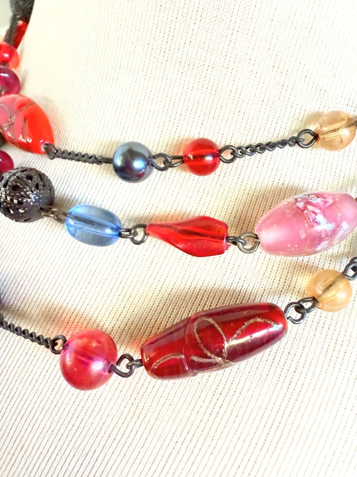 Vintage Avon SP triple-strand necklace colorful art glass acrylic metal beads - Image 1 of 4