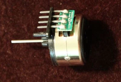 УКАЗАТЕЛЬ ДВИГАТЕЛЯ для Audi A4 2007 + кластер датчики ремонт - Изображение 1 из 4