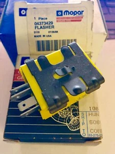 NOS Mopar Part # 04373429  Turn Signal Flasher  - Bild 1 von 1