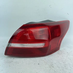 2015 2016 2017 2018 Ford Focus Sedan Right Passenger Tail Light RH OEM - Picture 1 of 6