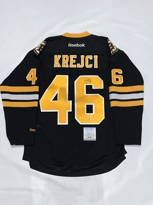 DAVID KREJCI SIGNED REEBOK PREMIER BOSTON BRUINS ALTERNATE JERSEY PSA COA - Image 1 of 3