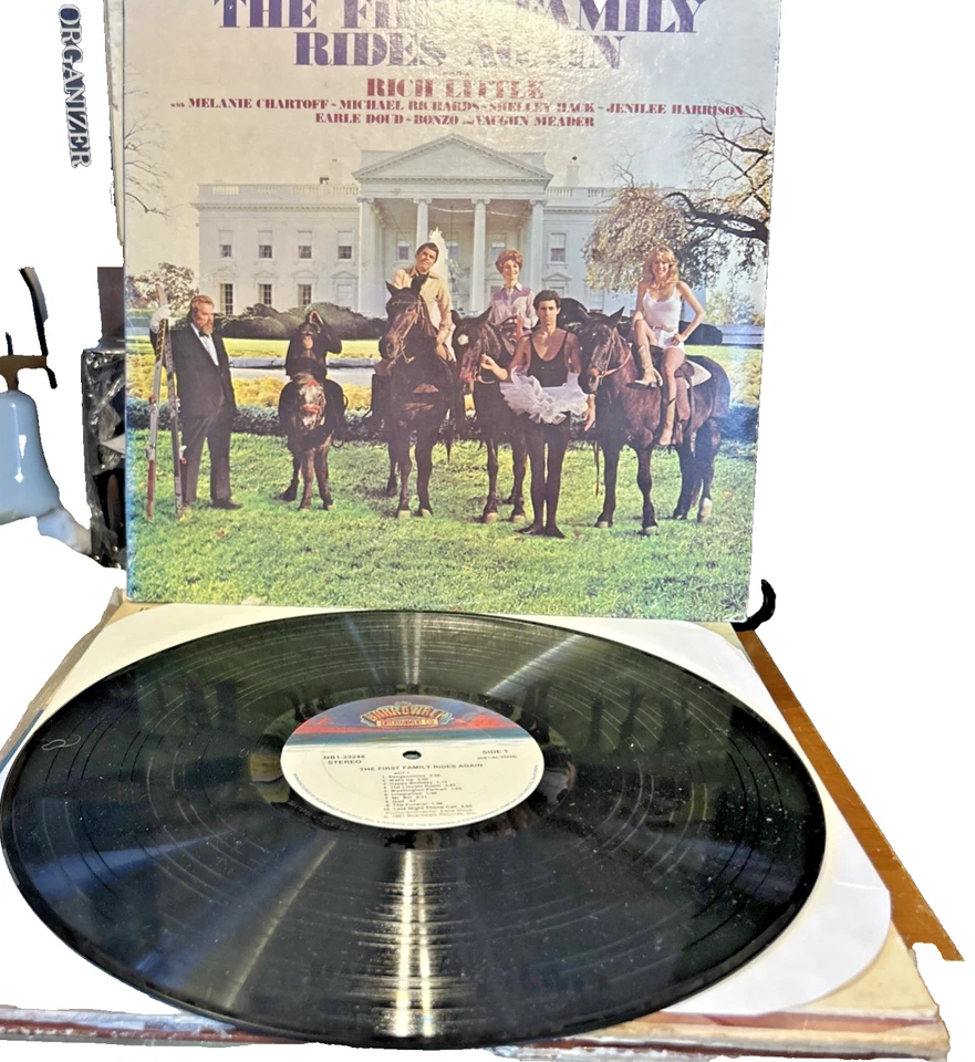 The First Family Rides Again Featuring Rich Little Vinyl LP Foto 1 de 1