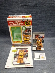 McFarlane Five Nights at Freddy's Withered Freddy con pared de fiesta. Completo En Caja - Imagen 1 de 8