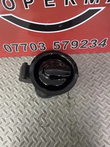Tapa de combustible Cooper S MINI (Negro Astro) usada genuina con para R56 R55 - 7148886 - Imagen 1 de 13