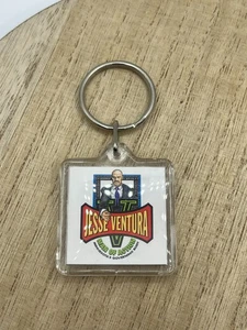 Jesse Ventura Man of Action Vintage 1999 Schlüsselanhänger 1 Zoll quadratisch - Bild 1 von 4