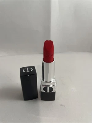 Lápiz labial Dior Velvet #999 nuevo sin caja dañado Foto 1 de 4
