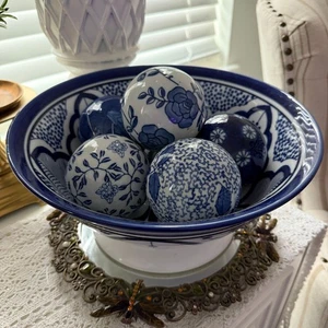 Decorative ceramic Balls Set of 6 Blue and White Floral Home Decor - Picture 1 of 12