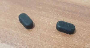 2x Rubber Feet Bottom Rubber Feet 12x6mm for Fujitsu Lifebook A530 AH530 A512 - Picture 1 of 1
