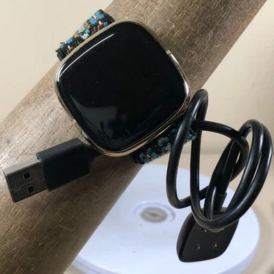 Reloj inteligente Fitbit Sense Advance GPS rastreador de salud y estado físico 6 3/4" Foto 1 de 4