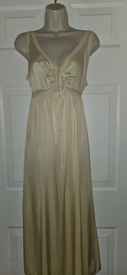 Camisón vintage hecho por Miss Elaine Union ojo de cerradura encaje ribete amarillo  Foto 1 de 4